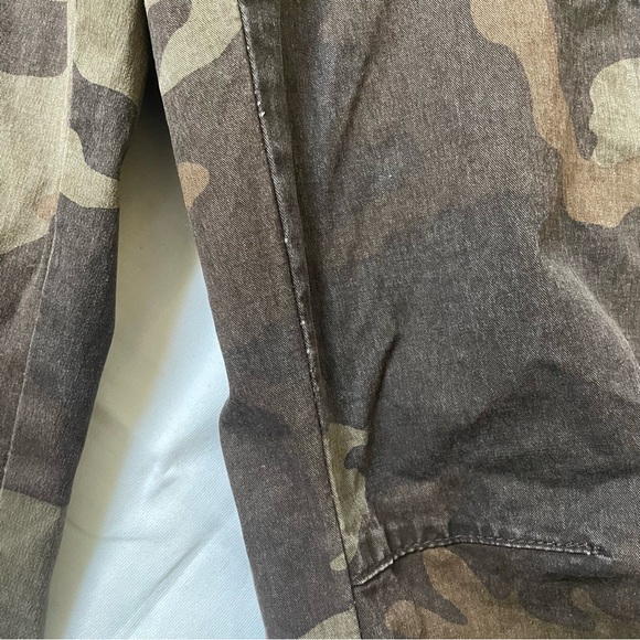 International Concepts embellished camo print cargo pants jogger style size 8 - Picture 10 of 15